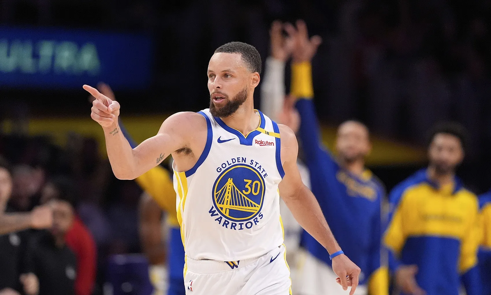 开云体育官网-NBA季后赛倒计时；华盛顿奇才赛后状态回暖；细节引发关注；悬念犹存；数据趋势出现新变化(nba季后赛)